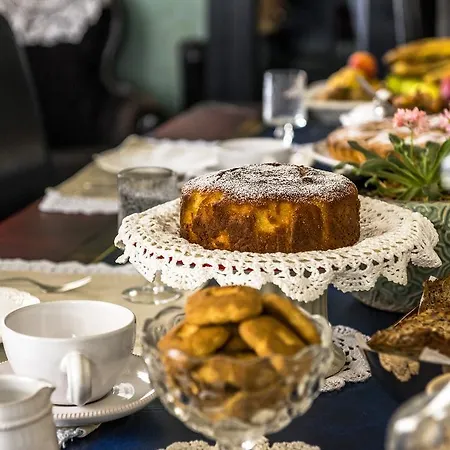 Palazzo Delle Viole 3*